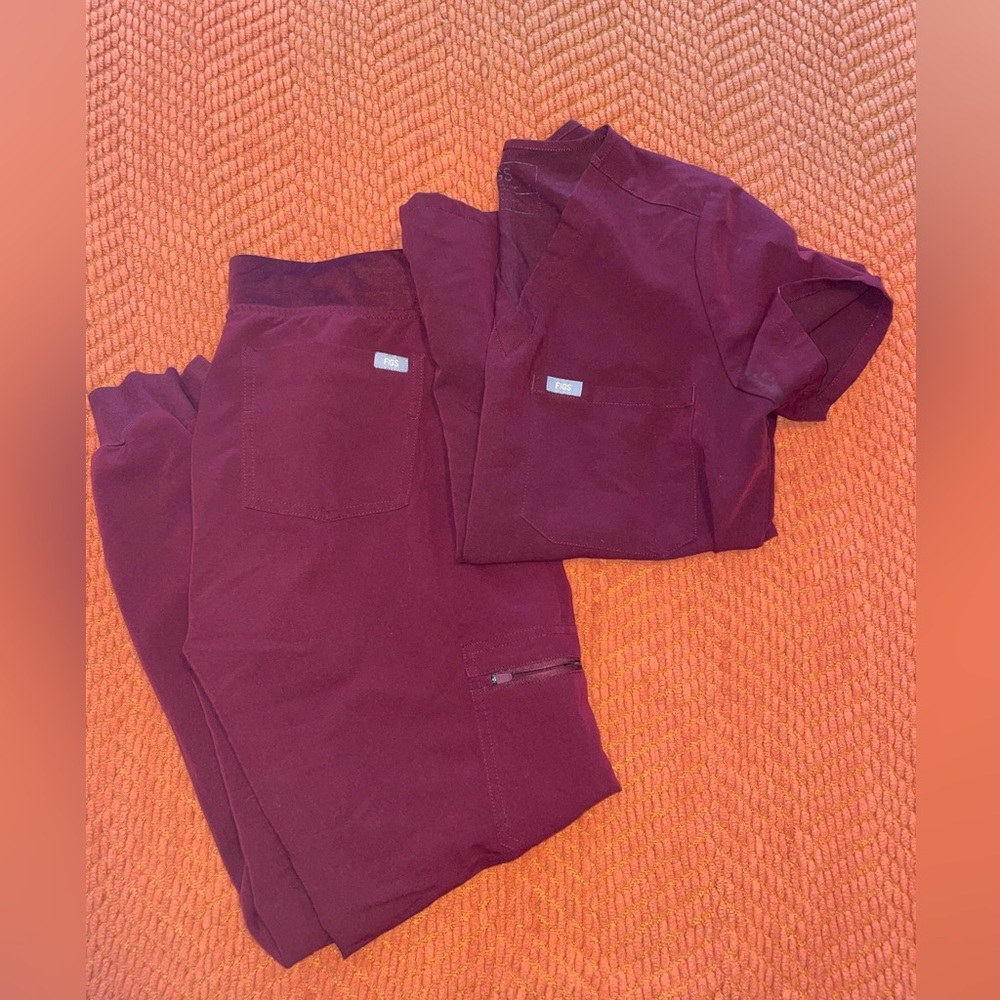 Figs Scrubs - BURGUNDY - SEE DESCRIPTION